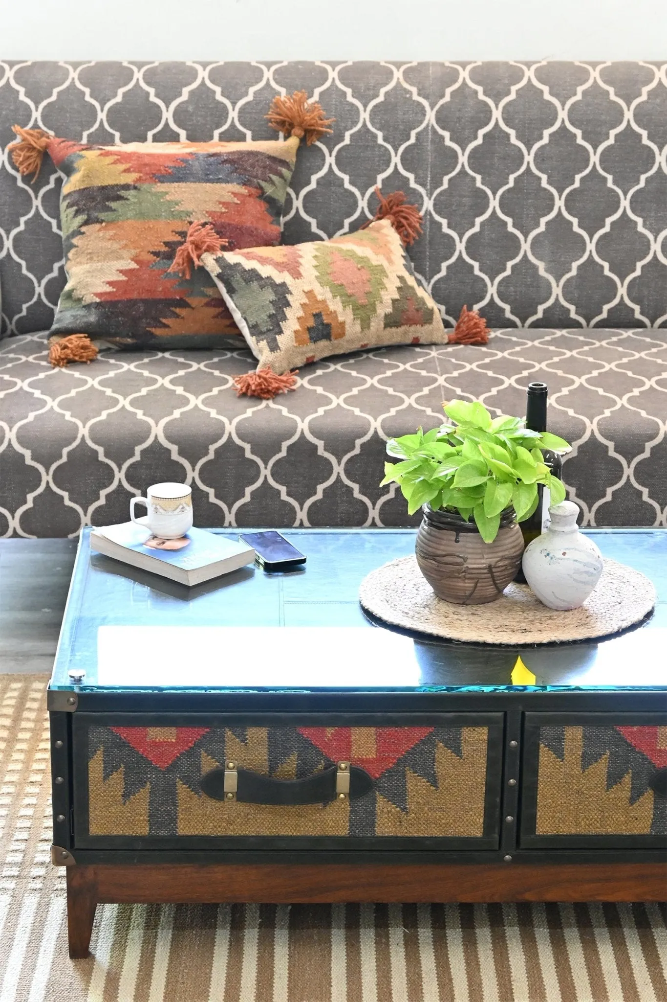 EVELYN  COFFEE TABLE IN KILIM & LEATHER